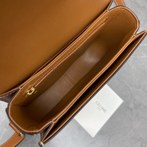 Celine Medium Classic Box Bag - Picture 7 of 8